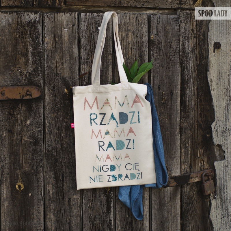 Torba na prezent z okazji Dnia Mamy.