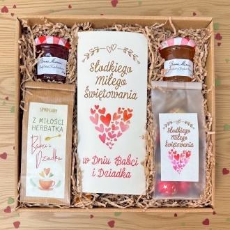Zestaw S�odkiego �wi�towania w Dniu Babci i Dziadka
