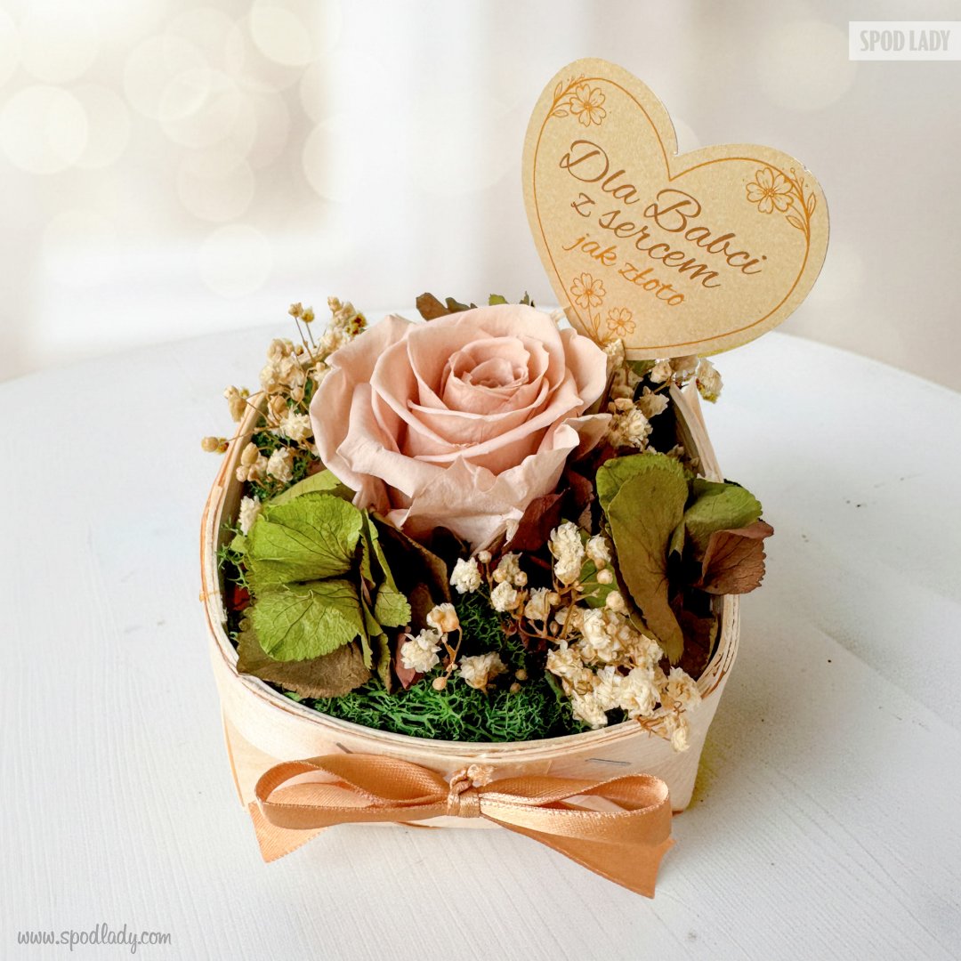 Wieczna r�a w pudrowych barwach dla Babci o z�otym sercu