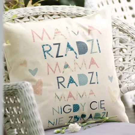 Poduszka "Mama Rz�dzi"