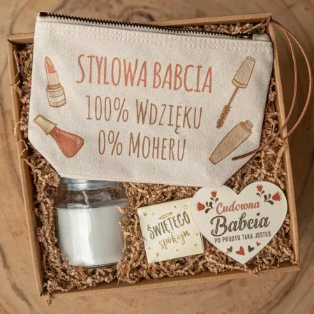 Zestaw prezentowy dla Babci z kosmetyczk� do wyboru
